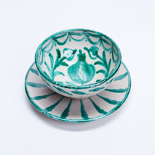 Load image into Gallery viewer, Green Medium Bowl